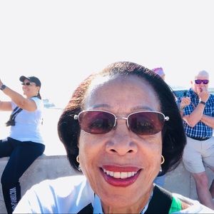 Meet your Posher, Carcarolyn